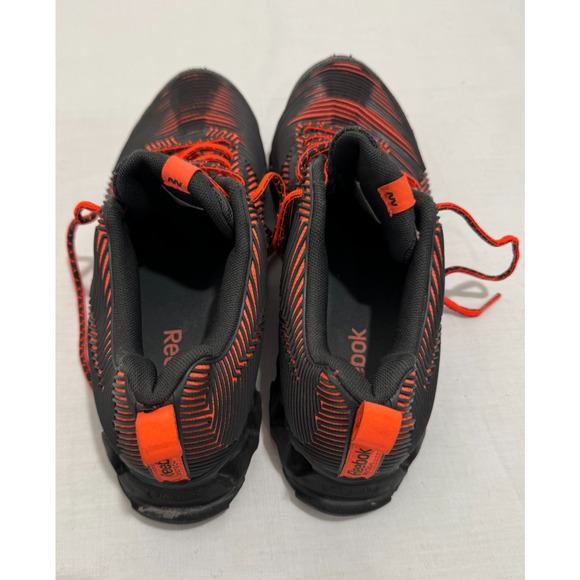 Athletic_Shoes